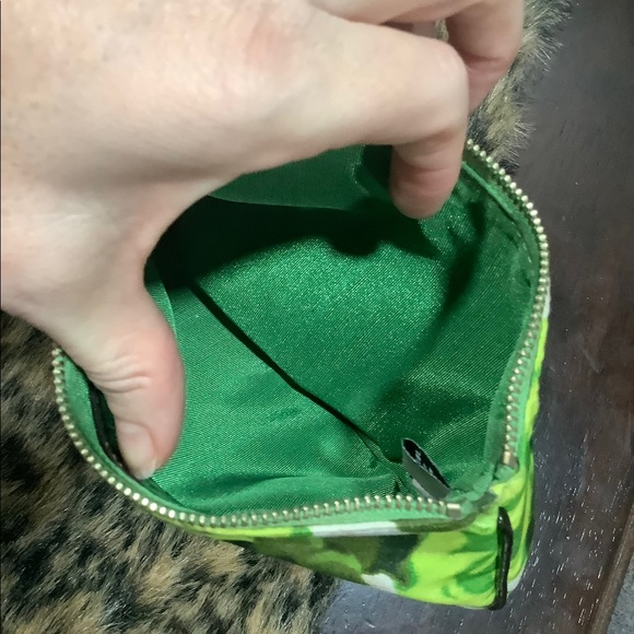 KATE SPADE WRISTLET + 2 MORE - Picture 8 of 13